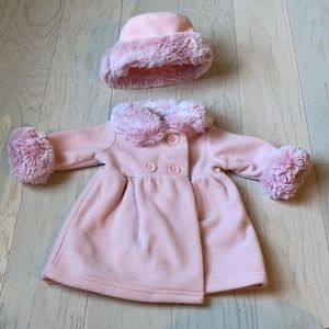 6 month pea coat w/ fur and matching hat